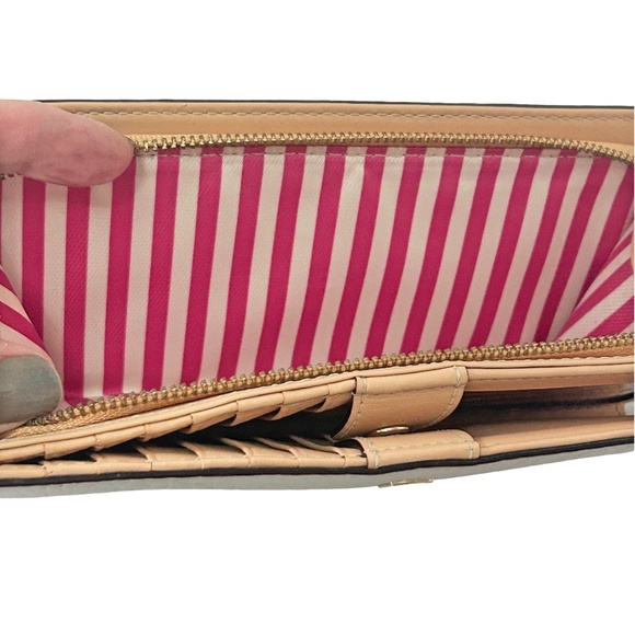 Kate Spade Wristlet Wallet Mandy Southport Pebble Leather Perri Lane Bubbles - Picture 4 of 11